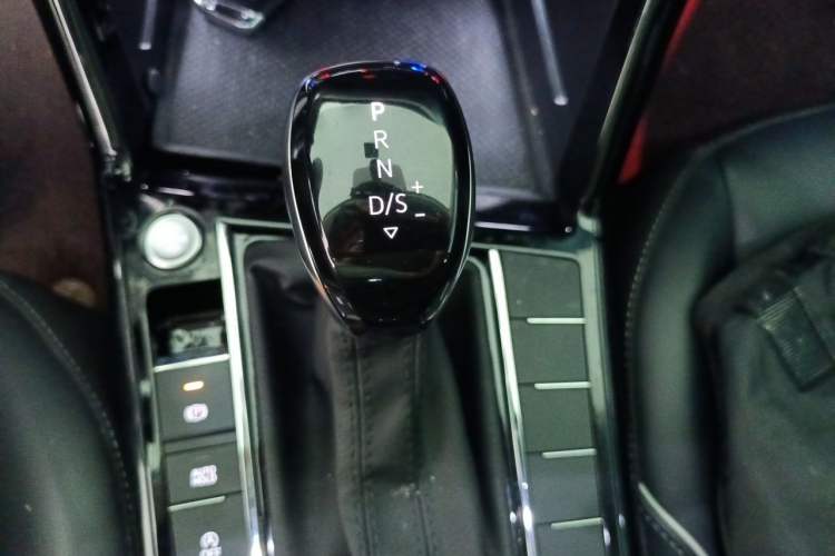 Used Volkswagen Passat 2023 Revised 330TSI Starry Elite Edition Gear Lever