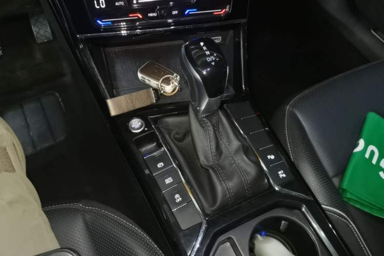 Used Volkswagen Passat 2023 Restyled 330TSI Starry Luxury Edition Gear Lever