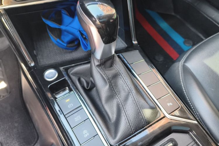 Used Volkswagen Passat 2023 Revised 330TSI Starry Elite Edition Gear Lever