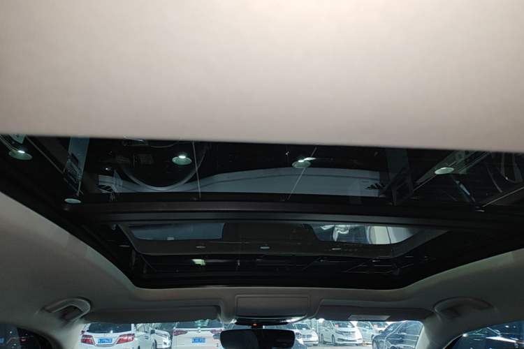 Used Volkswagen Passat 2023 330TSI Starry Elite Edition Headliner