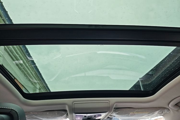 Used Volkswagen Passat 2023 Facelift 330TSI Luxury Edition Headliner