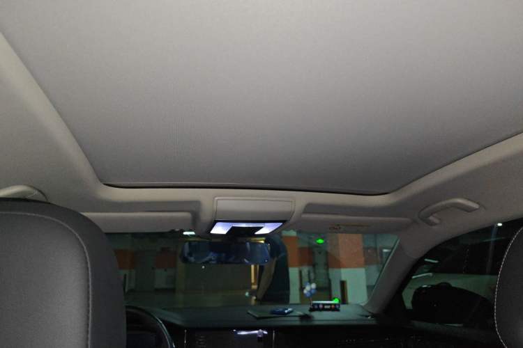 Used Volkswagen Passat 2023 Revised 330TSI Starry Elite Edition Headliner
