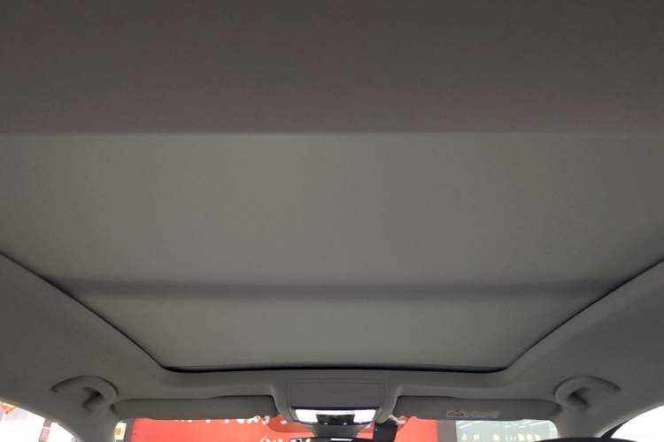 Used Volkswagen Passat 2023 Facelift 330TSI Luxury Edition Headliner