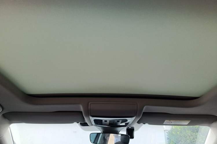 Used Volkswagen Passat 2023 Facelift 330TSI Luxury Edition Headliner