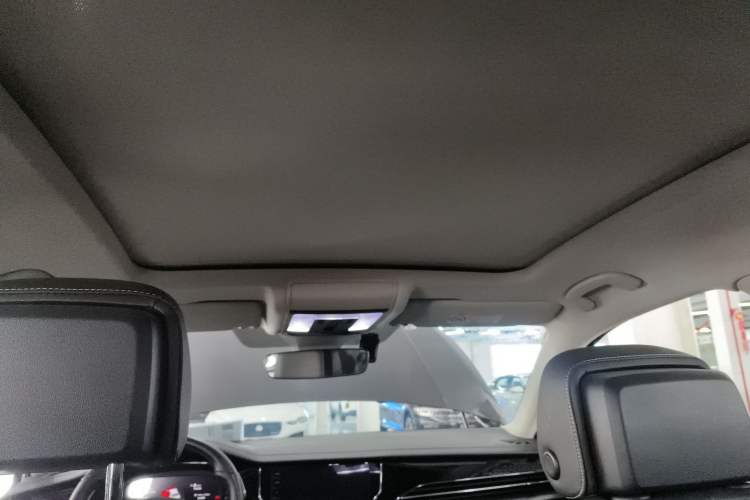 Used Volkswagen Passat 2023 330TSI Luxury Edition Headliner