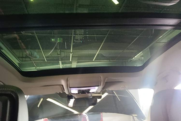 Used Volkswagen Passat 2023 330TSI Starry Luxury Edition Headliner