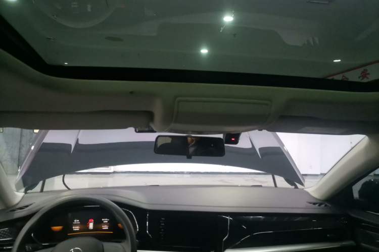 Used Volkswagen Passat 2023 Revised Version 280TSI Business Edition Headliner