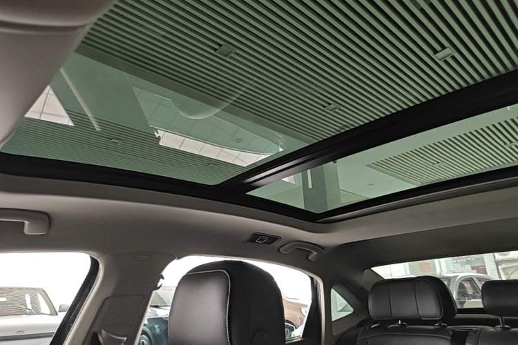 Used Volkswagen Passat 2023 Restyled 330TSI Starry Luxury Edition Headliner