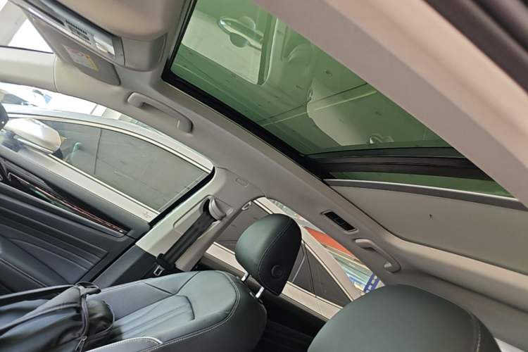 Used Volkswagen Passat 2023 Revised 330TSI Elite Edition Headliner