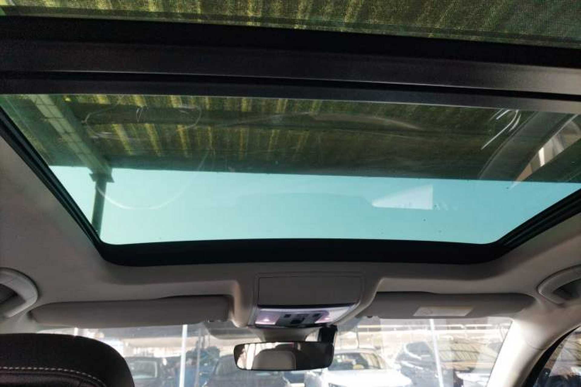Used Volkswagen Passat 2023 330TSI Starry Luxury Edition Headliner