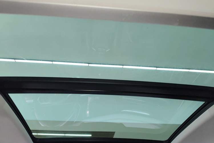 Used Volkswagen Passat 2023 Restyled 330TSI Starry Luxury Edition Headliner
