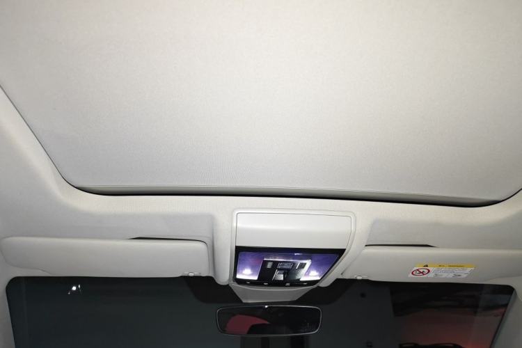Used Volkswagen Passat 2023 Facelift 330TSI Luxury Edition Headliner