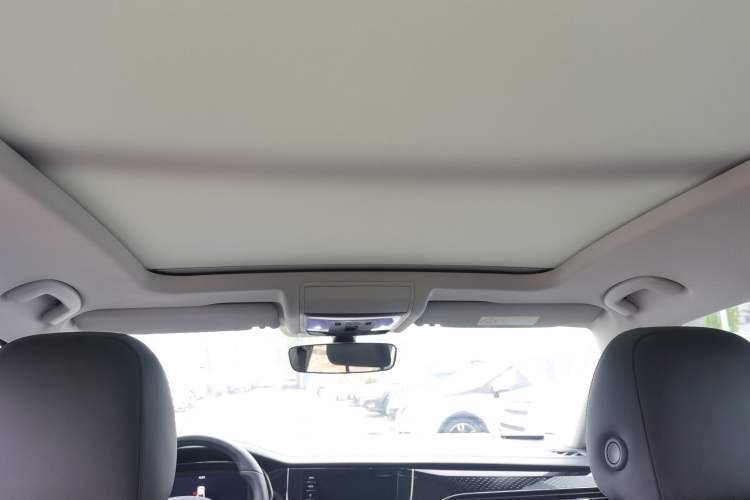Used Volkswagen Passat 2023 Revised 330TSI Elite Edition Headliner