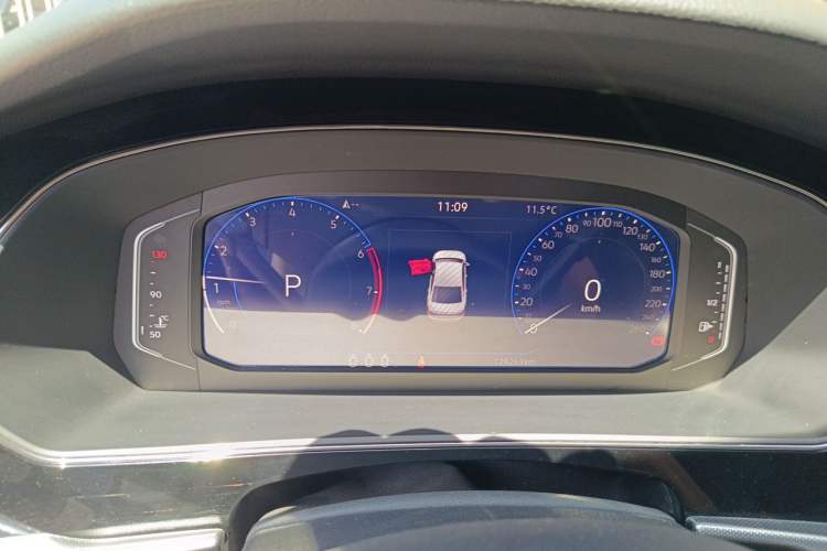 Used Volkswagen Passat 2023 330TSI Luxury Edition Instrument Cluster