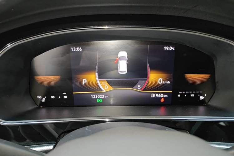 Used Volkswagen Passat 2023 280TSI Business Edition Instrument Cluster