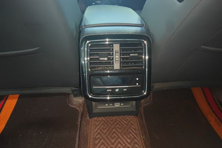Used Volkswagen Passat 2023 Revised 330TSI Elite Edition Interior 1
