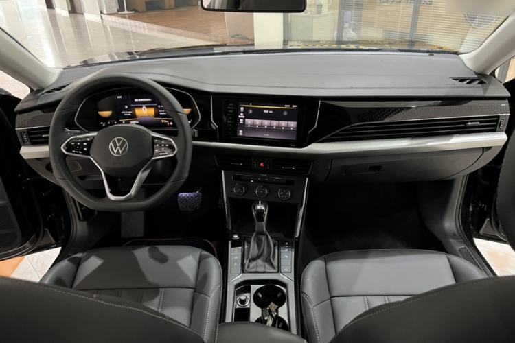 Used Volkswagen Passat 2023 Revised Version 280TSI Business Edition Interior 1