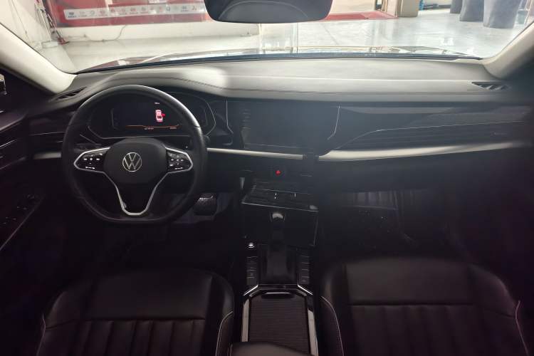 Used Volkswagen Passat 2023 Revised 330TSI Starry Elite Edition Interior 1