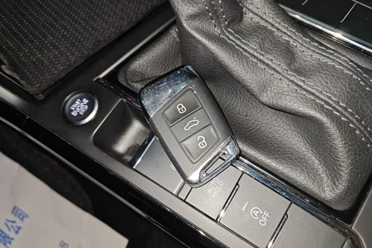 Used Volkswagen Passat 2023 280TSI Business Edition Interior 1