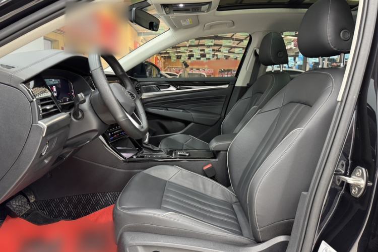 Used Volkswagen Passat 2023 Revised 330TSI Elite Edition Interior 1