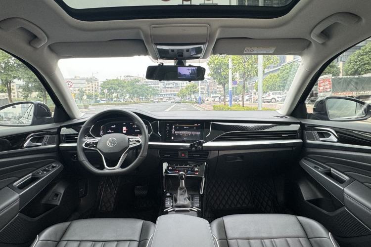 Used Volkswagen Passat 2023 Revised 330TSI Elite Edition Interior 1