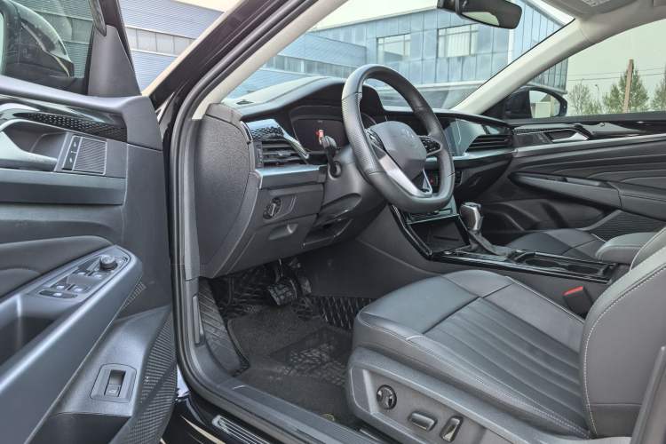 Used Volkswagen Passat 2023 Revised 330TSI Starry Elite Edition Interior 1
