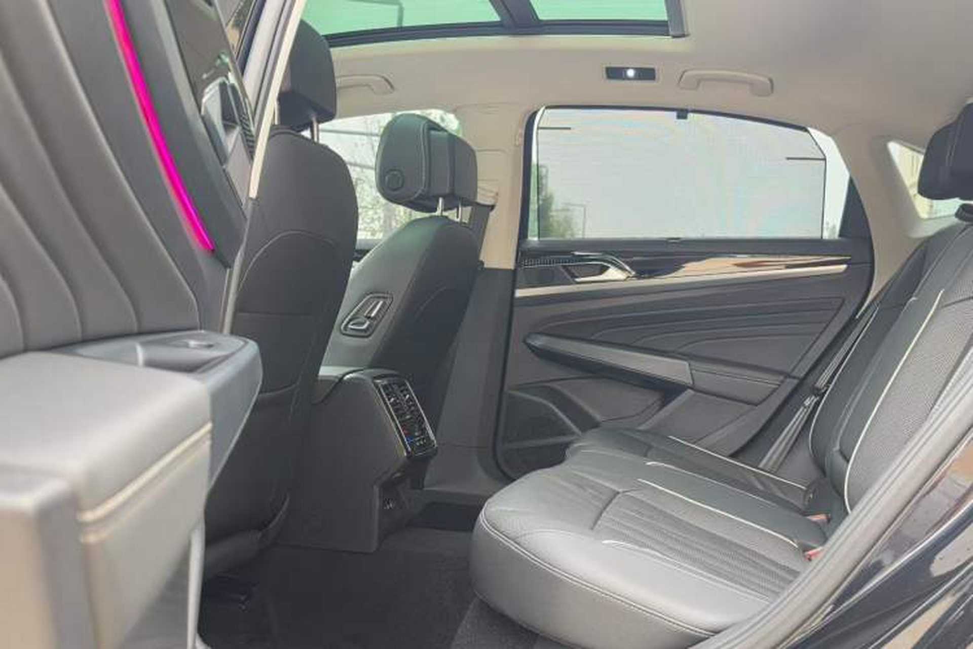 Used Volkswagen Passat 2023 330TSI Starry Luxury Edition Interior 1