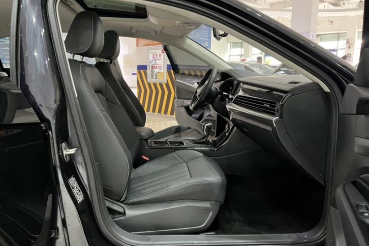 Used Volkswagen Passat 2023 Revised Version 280TSI Business Edition Interior 10