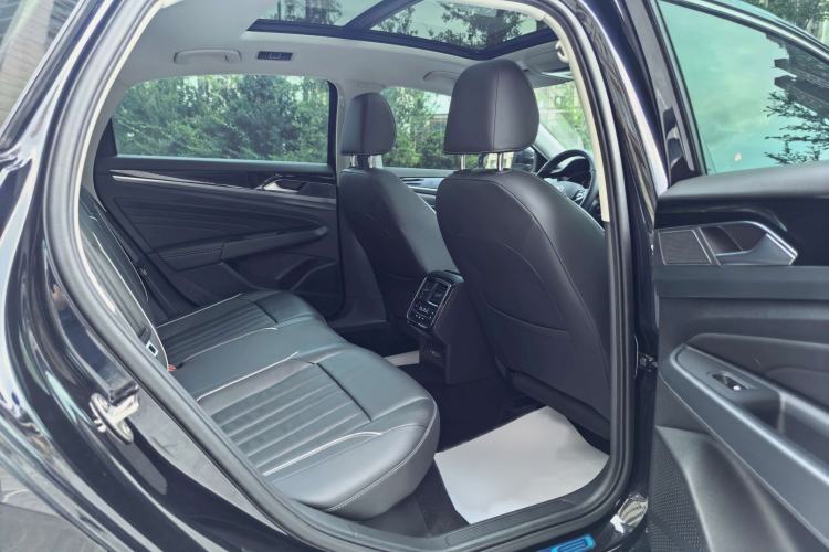 Used Volkswagen Passat 2023 Revised 330TSI Elite Edition Interior 11