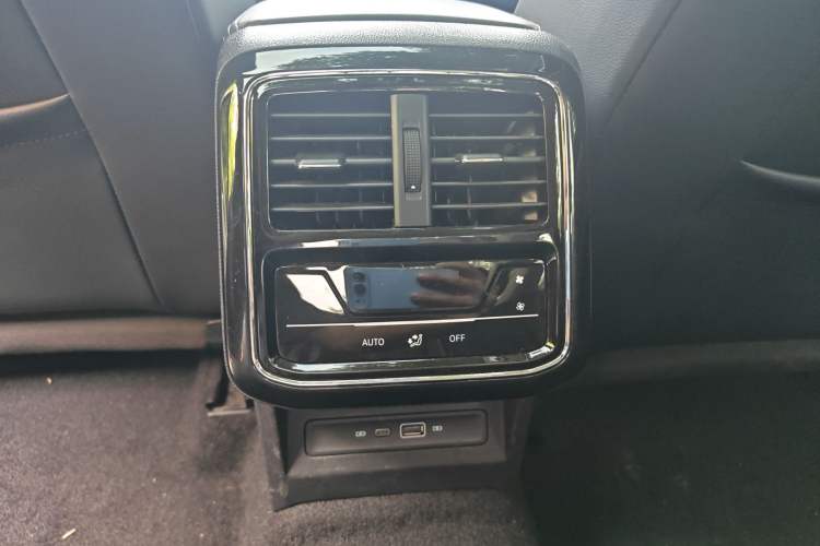 Used Volkswagen Passat 2023 330TSI Starry Elite Edition Interior 2