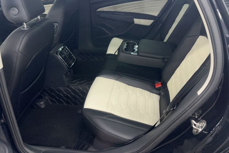 Used Volkswagen Passat 2023 Revised 330TSI Starry Elite Edition Interior 2