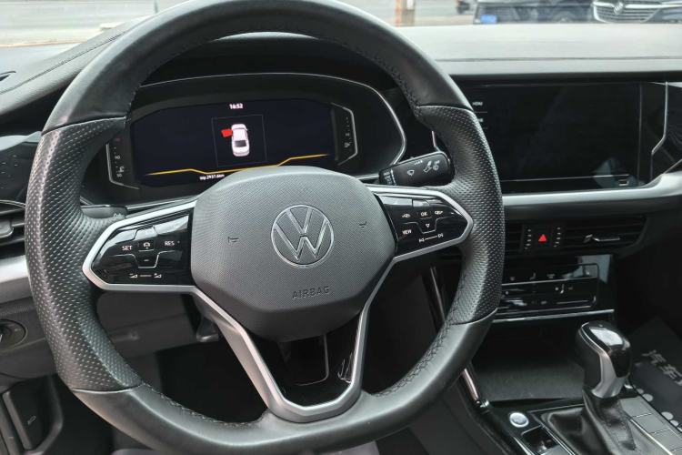 Used Volkswagen Passat 2023 330TSI Elite Edition Interior 2