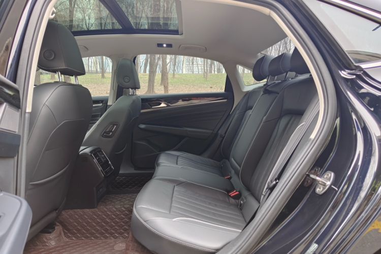 Used Volkswagen Passat 2023 Revised 330TSI Elite Edition Interior 2