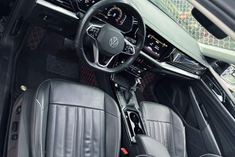 Used Volkswagen Passat 2023 Revised 330TSI Starry Elite Edition Interior 2