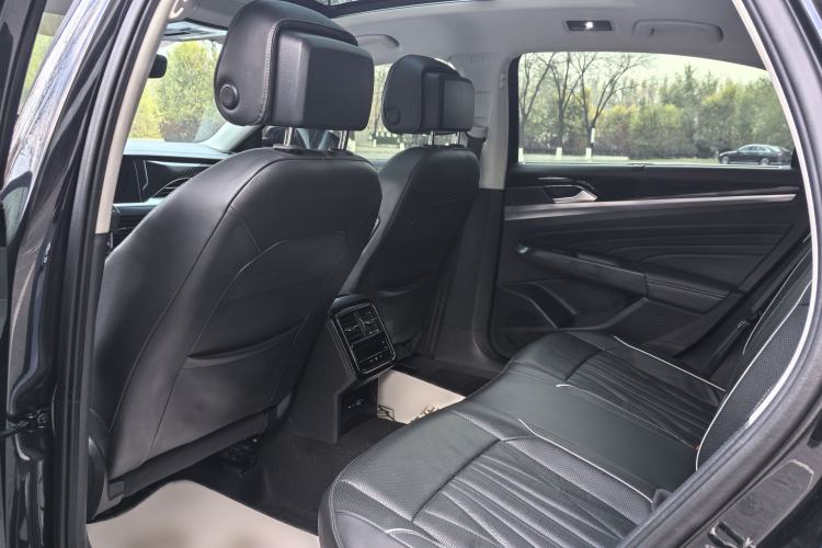 Used Volkswagen Passat 2023 Restyled 330TSI Starry Luxury Edition Interior 3