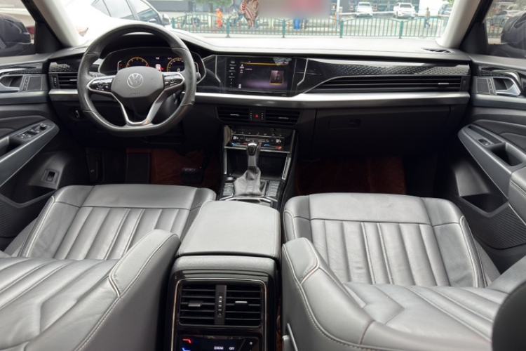 Used Volkswagen Passat 2023 330TSI Starry Elite Edition Interior 3