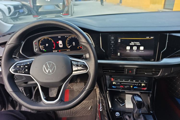 Used Volkswagen Passat 2023 330TSI Elite Edition Interior 3