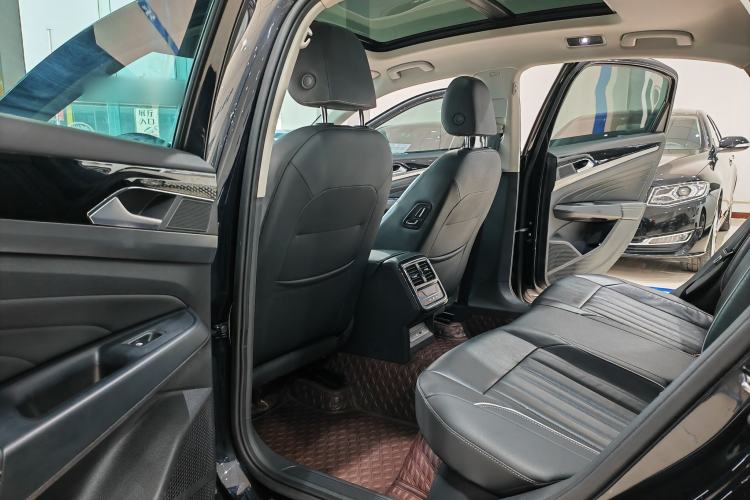 Used Volkswagen Passat 2023 Revised 330TSI Starry Elite Edition Interior 3