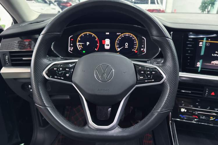Used Volkswagen Passat 2023 Revised 330TSI Starry Elite Edition Interior 3