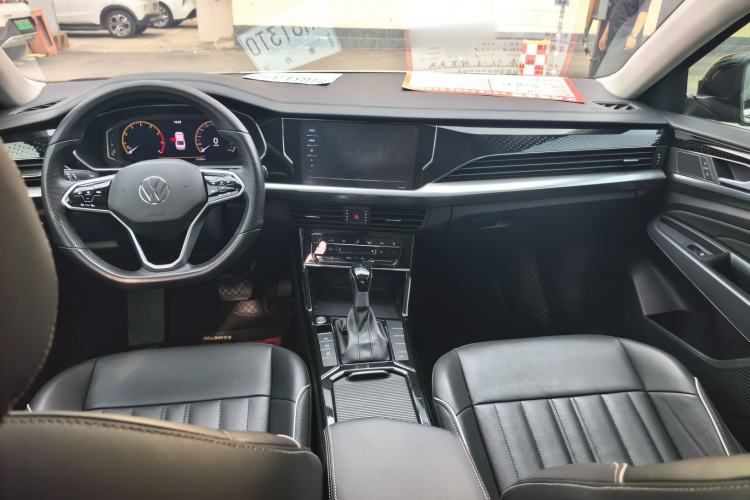 Used Volkswagen Passat 2023 Revised 330TSI Starry Elite Edition Interior 3