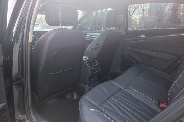 Used Volkswagen Passat 2023 Revised 380TSI Luxury Edition Interior 3