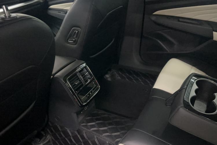 Used Volkswagen Passat 2023 Revised 330TSI Starry Elite Edition Interior 4