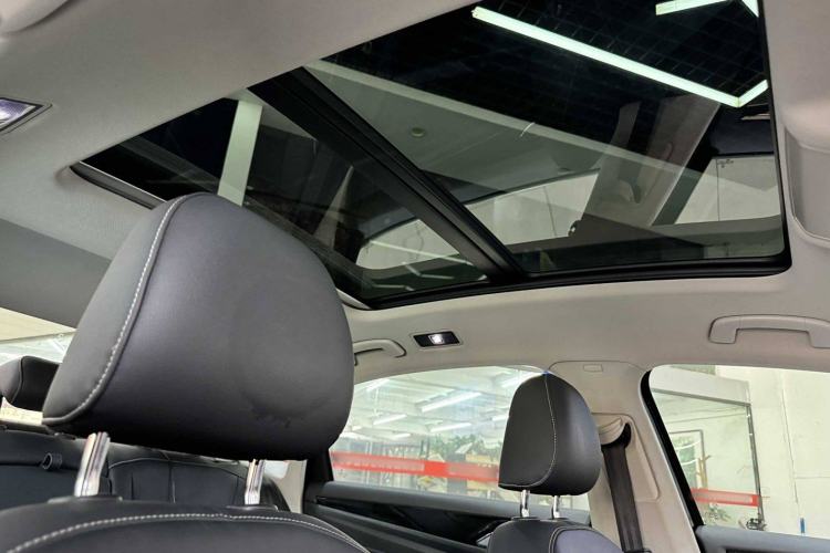 Used Volkswagen Passat 2023 Revised 330TSI Elite Edition Interior 9