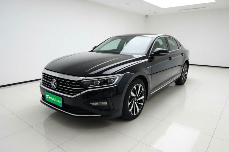 Used Volkswagen Passat 2023 Facelift 330TSI Luxury Edition Guazi used car, China used car export, Used car for sale, Used  cars, Cheapest cars for sale