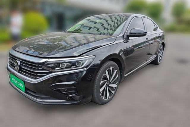 Used Volkswagen Passat 2023 330TSI Luxury Edition