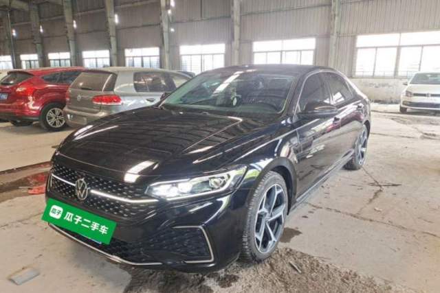 Used Volkswagen Passat 2023 Restyled 330TSI Starry Luxury Edition