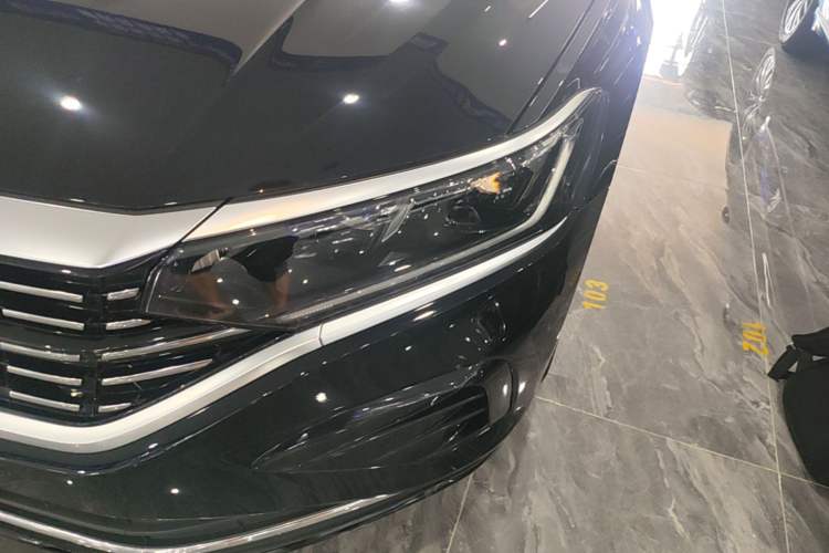 Used Volkswagen Passat 2023 Revised 330TSI Elite Edition Left Front Headlight