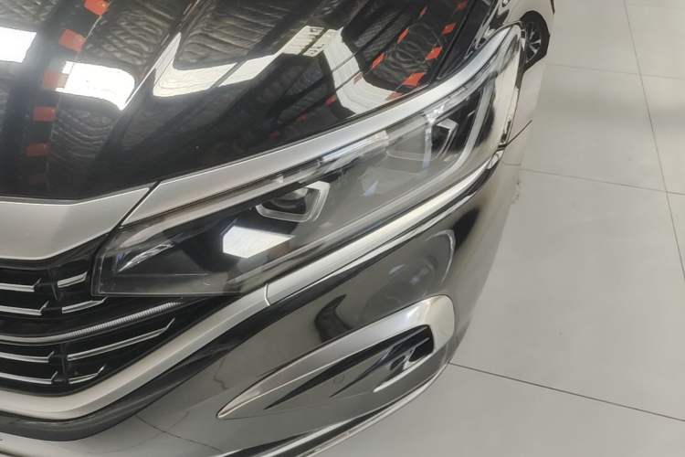 Used Volkswagen Passat 2023 Facelift 330TSI Luxury Edition Left Front Headlight