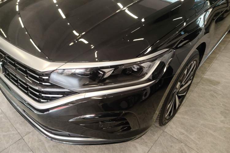 Used Volkswagen Passat 2023 Revised 330TSI Elite Edition Left Front Headlight