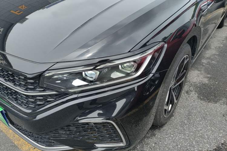 Used Volkswagen Passat 2023 330TSI Starry Luxury Edition Left Front Headlight